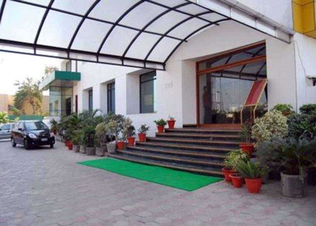 Comfort Inn Лакхнау Екстер'єр фото
